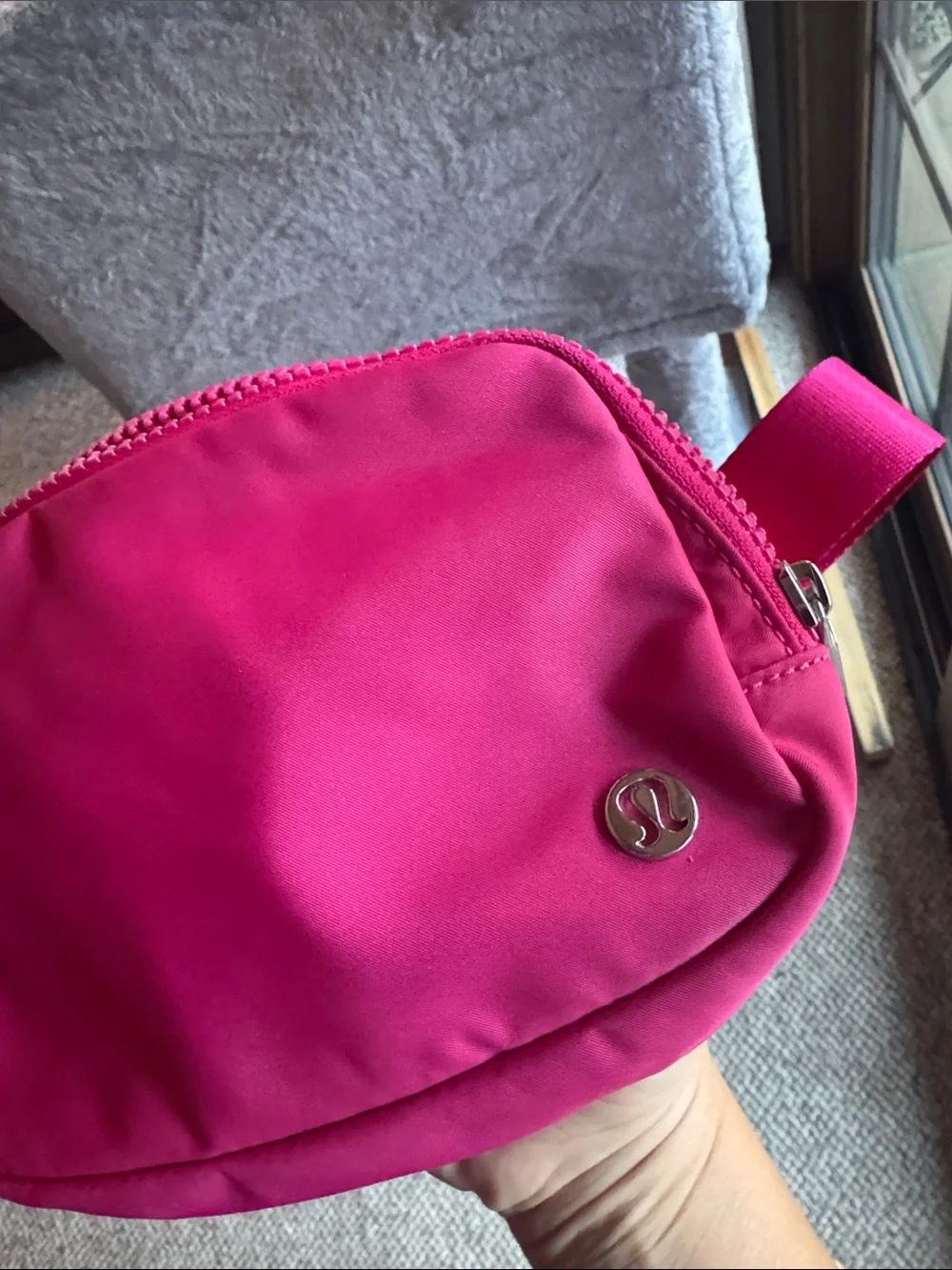 lululemon athletica Red Crossbody Travel Waist Bag - Picture 2 of 6